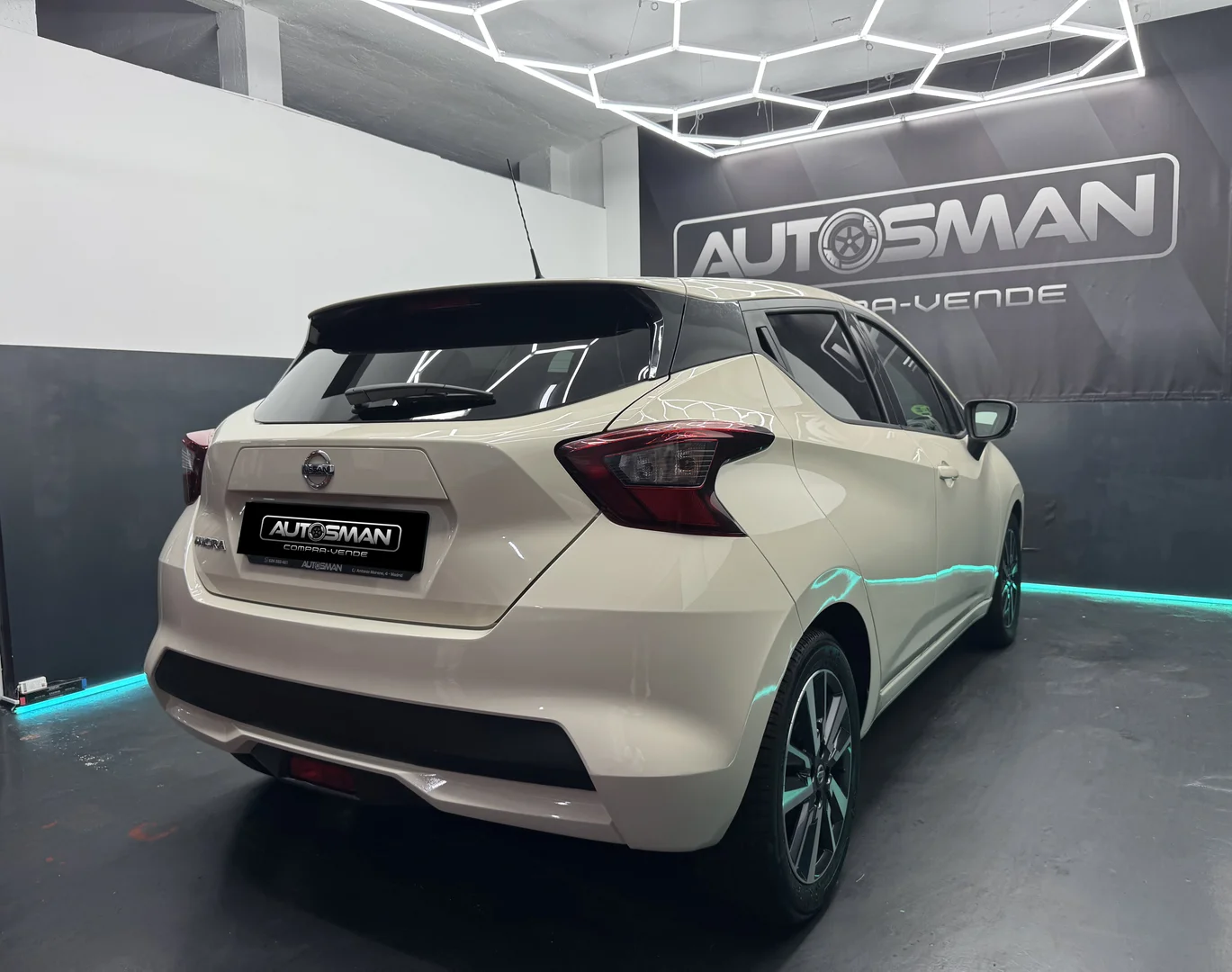 NISSAN Micra 1.5dCi 90 CV SS NConnecta 2017 Diésel Beige - Detalle